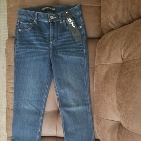 Express High Rise Bell Crop Jeans Size 0 NWT! - Picture 6 of 10